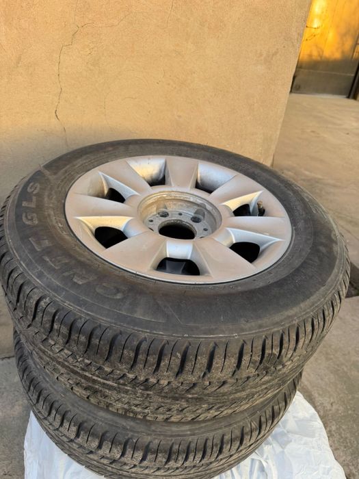 Комплект шин с дисками