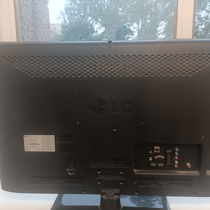 Старый телевизор LG