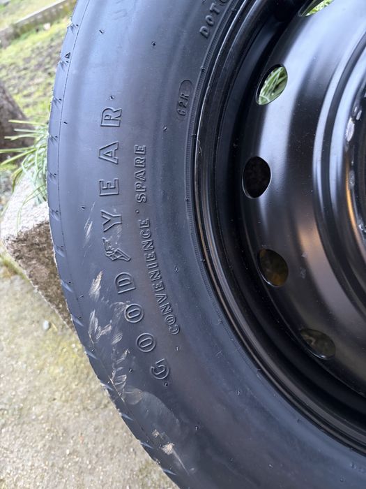 Чисто нова резервна гума за Jeep Cherokee/ Dodge Durango