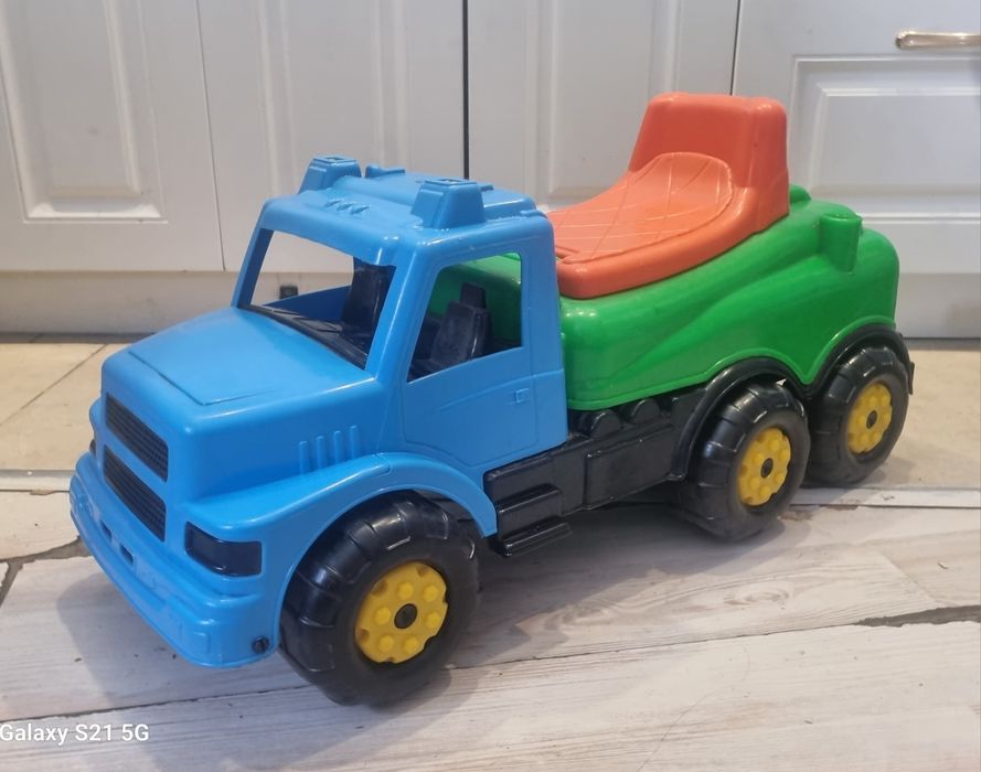 Продам  толакар в отличном состоянии