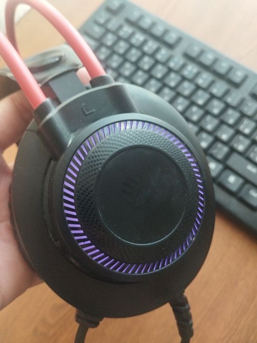 Игровые наушники продаю срочно