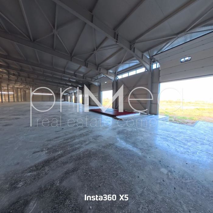 Дава се под наем Склад в Бургас, Промишлена зона - Север - 1200 кв.м за 6120 € - Снимка #1