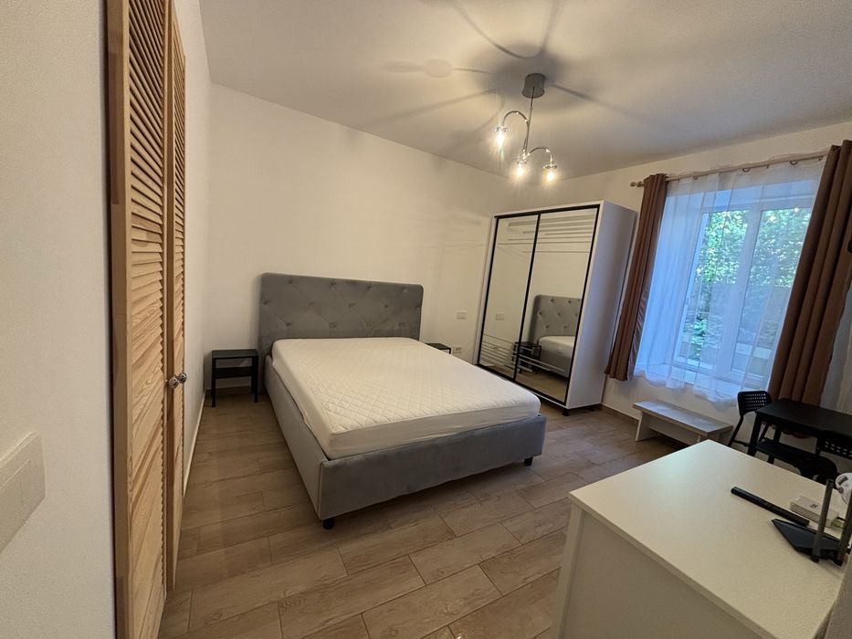 Proprietar, vand apartament 1 camera zona Centru Independentei - Copou, str Nicolae Gane cu incalzire in pardoseala total renovat