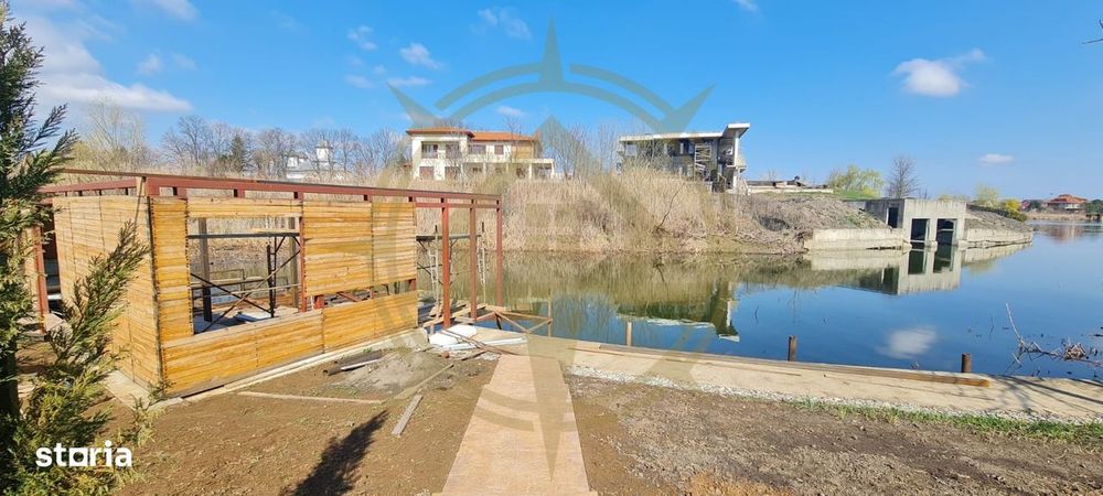 Dom00353 - vila snagov la lac cu ponton de vanzare