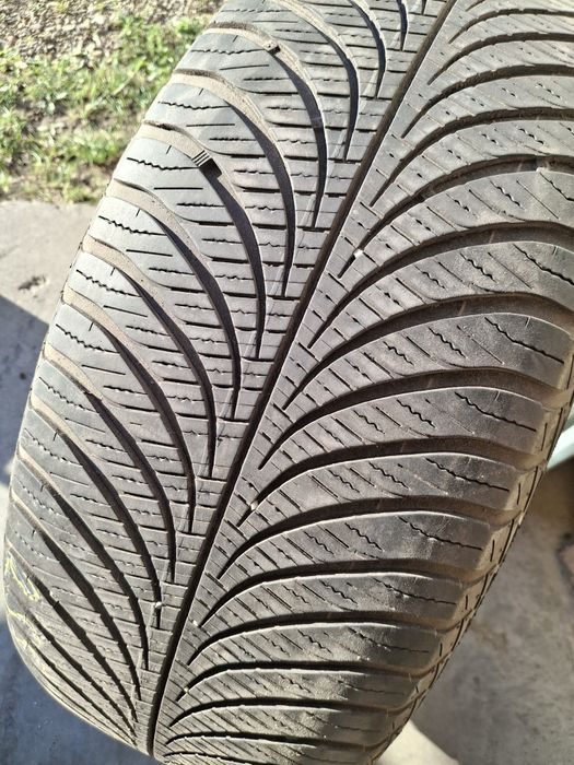 2 Anvelope All season 255 55 r19 Goodyear