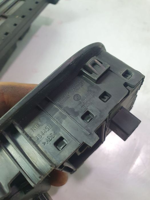 Buton reglaj faruri Dacia Logan 2  [din 2013 pana  2016]