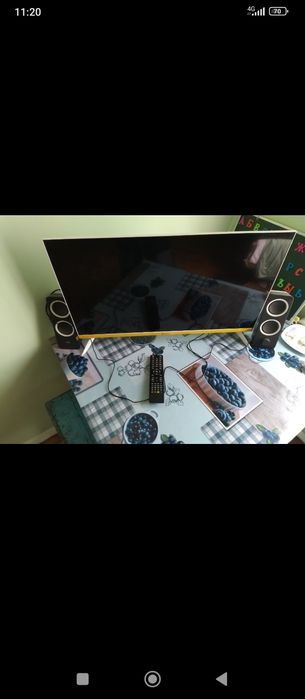 Продаю телевизор смарт 32 диагональ, колонки.колонки
