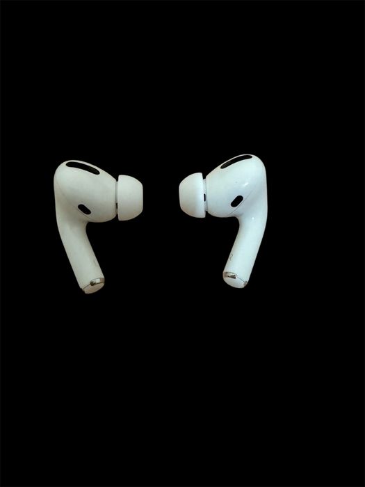 Căsti, Case, carcasă AirPods Pro - stare excelentă