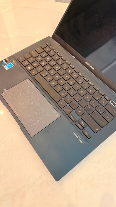 ASUs Zenbook 14 oled