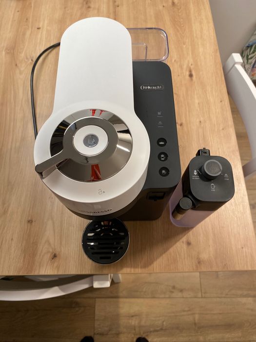 Nespresso Vertuo Lattissima alb - stare excelenta