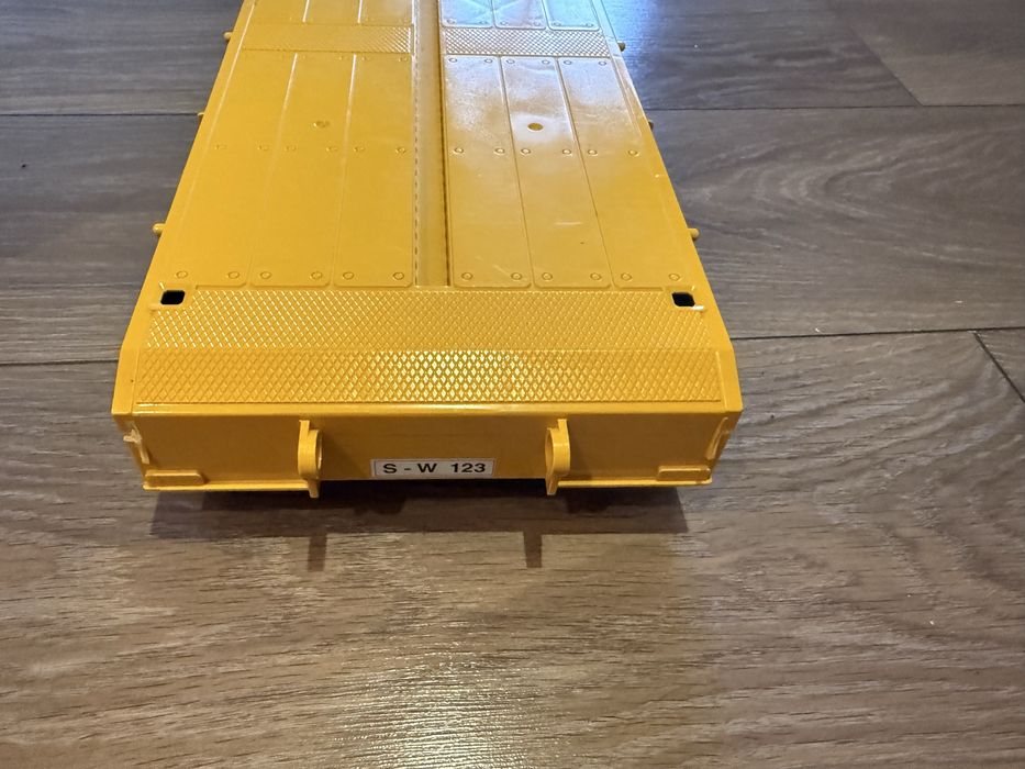 Bruder MAN влекач