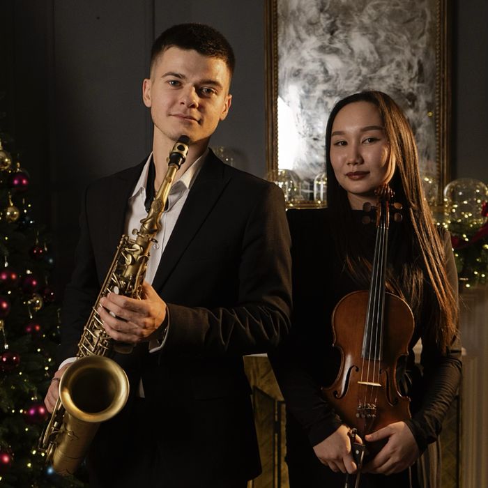 Саксофонист Ladislao | Живая музыка | Музыкант