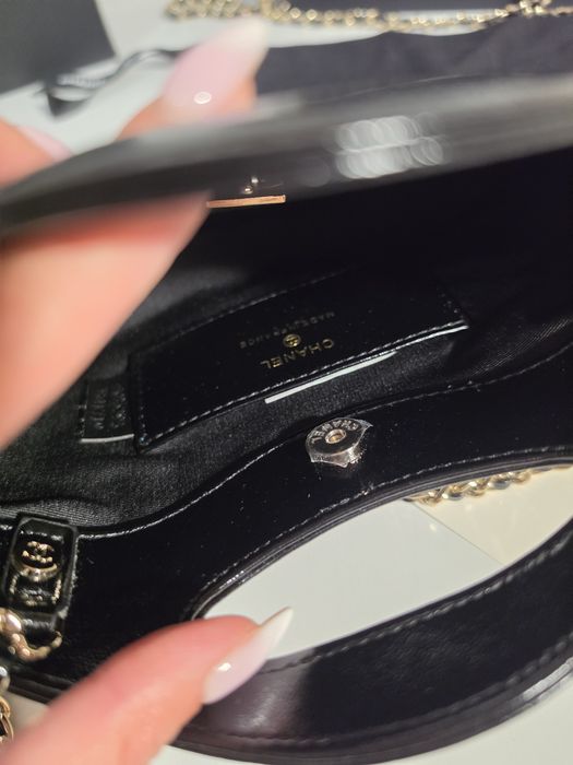 Налична чанта Chanel Nano Bag black