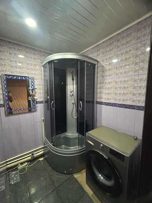 Установка душевых кабин