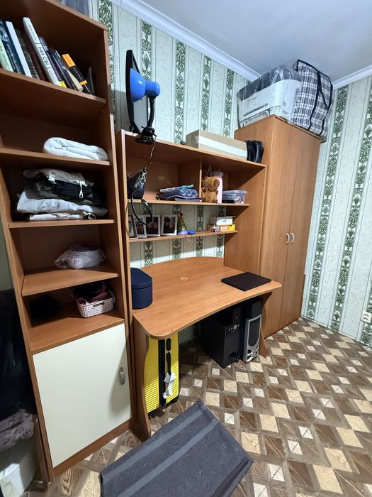 Продам спальний гарнитур