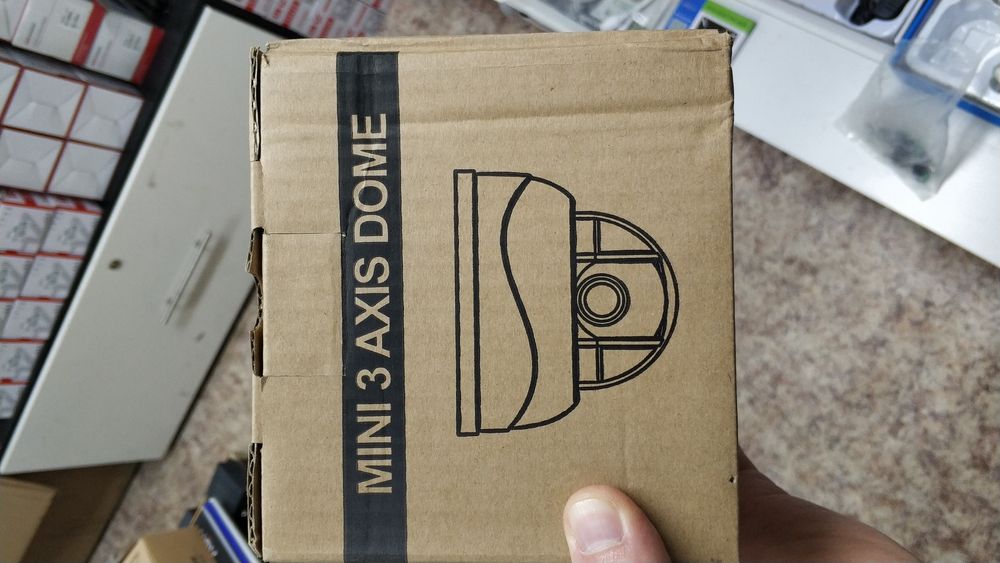 Поворотная PTZ IP камера 2 МП с моторизированным объективом