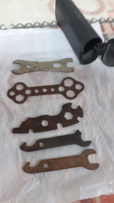 Ключове за велосипед и чанта за Балкан.