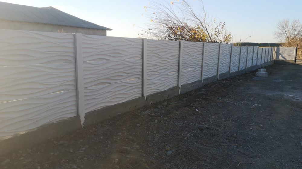 Gard din placi de beton