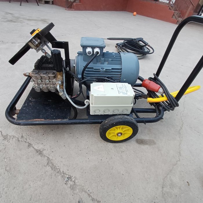 Карчер омах 200 бар сотилади холати яхши