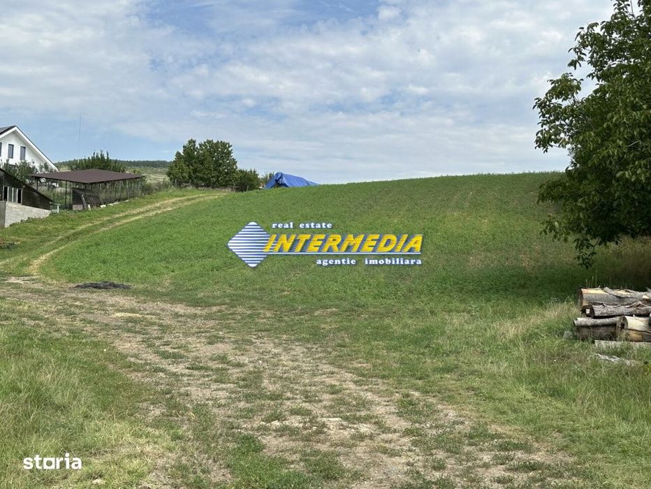 Teren Intravilan Ighiu-Telna 2060 mp d= 20m asfalt apa gaz curent cana