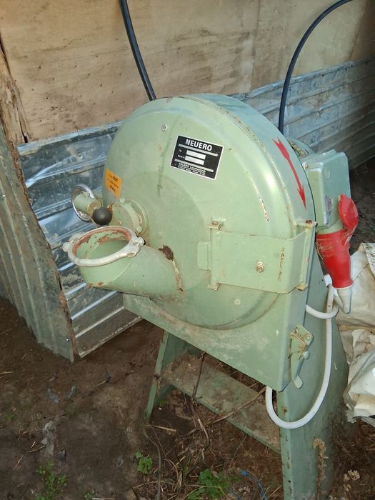 Moara trifazica Neuero