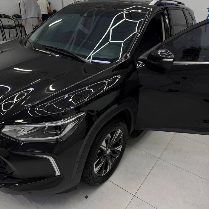 Tracker 2 2023 Premier Full Qora PropanGaz bor Xolati Ideal 950$ bilan