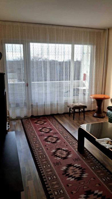 Давам апартамент под наем