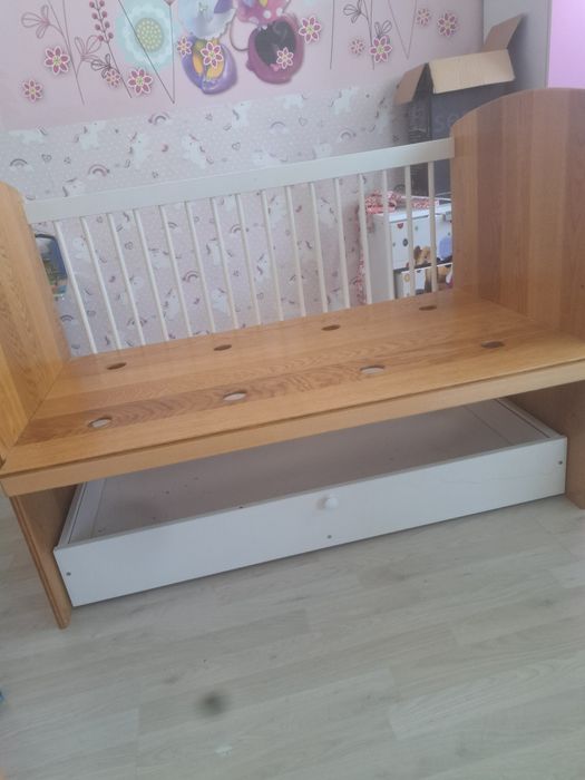 Vând patut nu ofer livrare in apropiere de Baia Mare