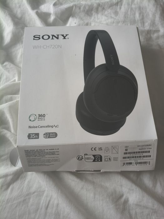 Casti SONY WH-CH720N Bluetooth, Over-Ear, Microfon, Noise Cancelling, Negru in stare impecabila