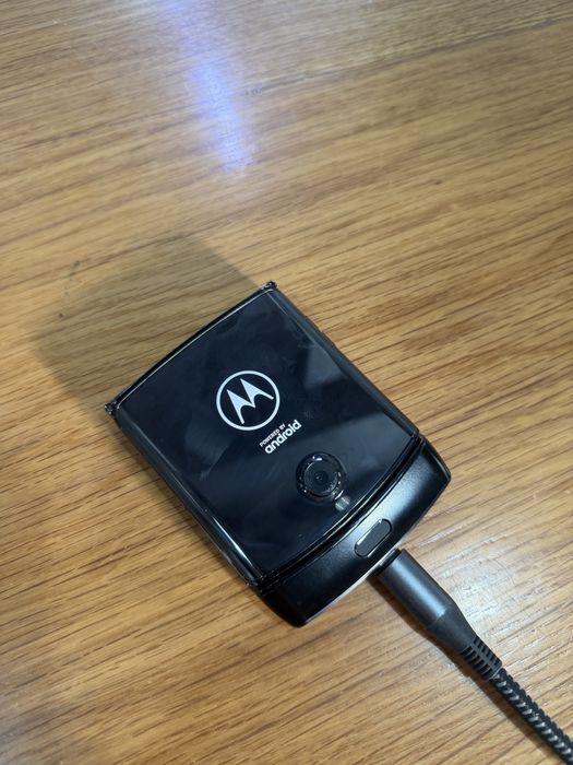 Motorolla Razr XT2000-2