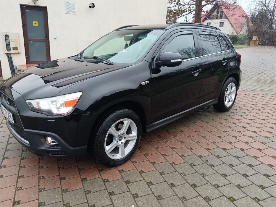 MITSUBISHI ASX varianta de varf