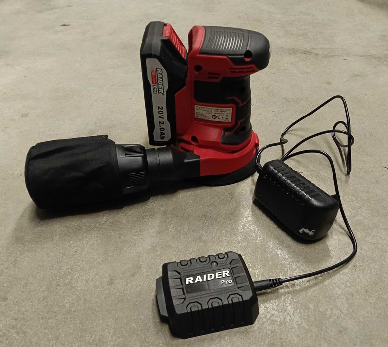 030140	R20 Ексцентършлайф акум. Li-ion 1x2Ah ø125mm RDP-SRSA20