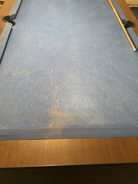 Vand biliard cu mici defecte estetice