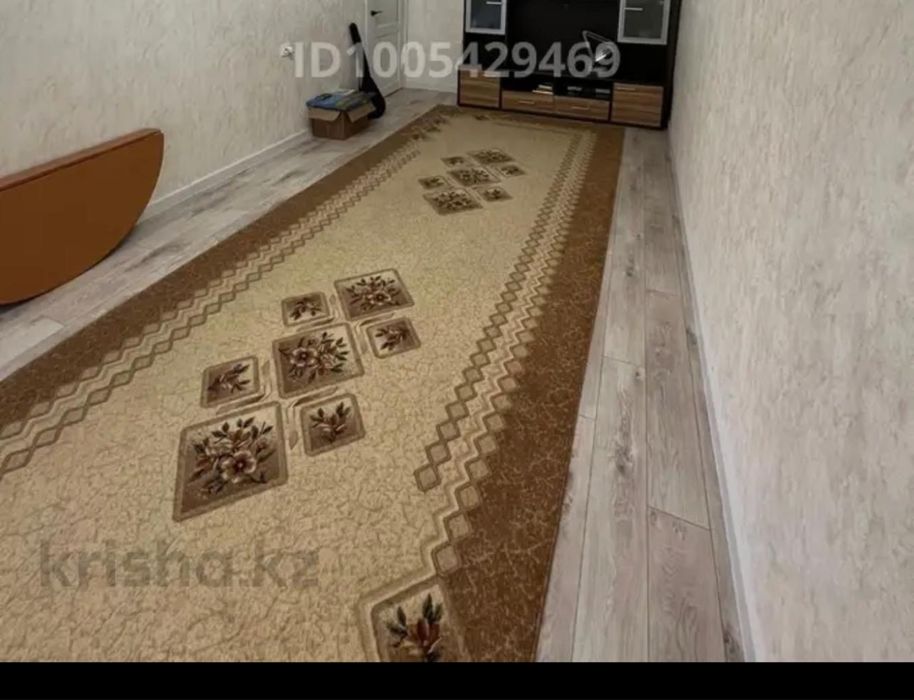 Продам два ковра по 5000