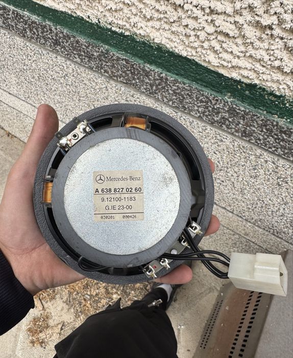 суббуферна колона мерцедес Vito