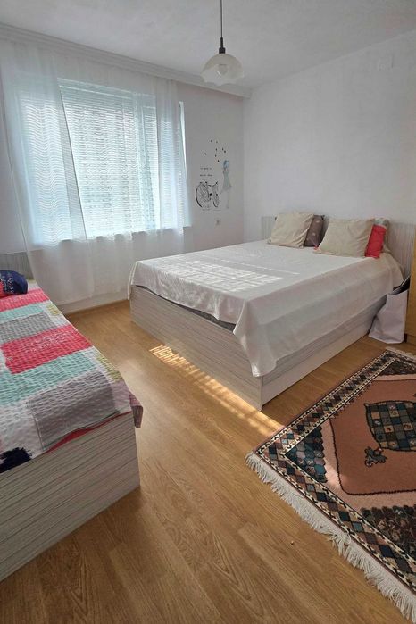 Дава се под наем Етаж от къща в Търговище, Център - 94 кв.м за 54860.7 € - Снимка #10