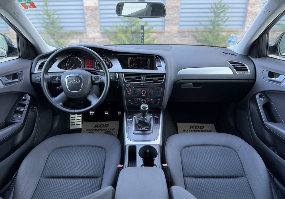 Audi A4 B8 / Ambiente / 2.0 TDI / 143CP / Manuala / Istoric complet / RATE / LIVRARE