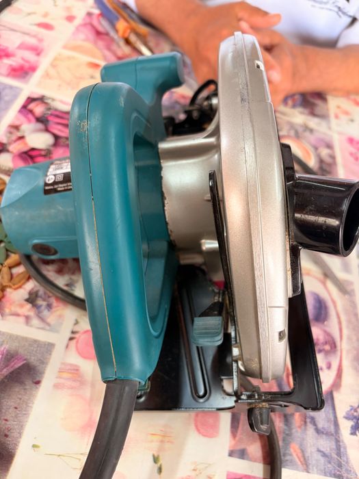 Макита циркуляр 110v/1200W