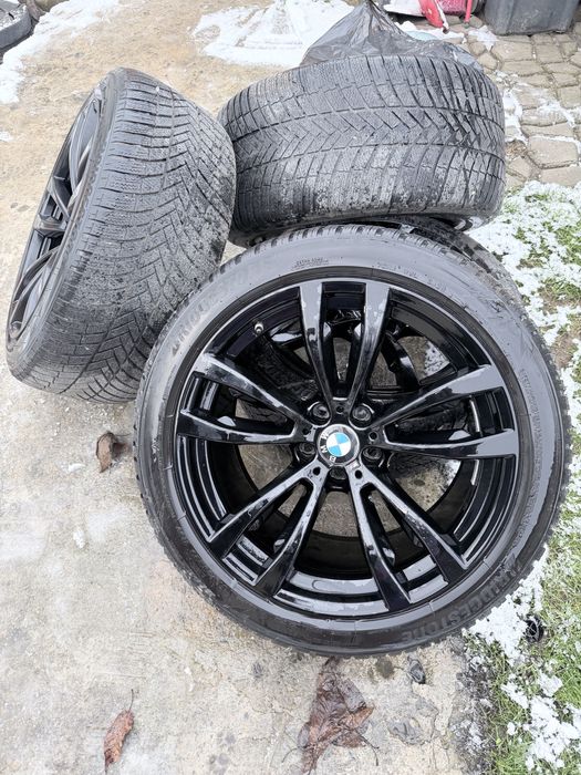 Set jante bmw + anvelope iarna  perfecte pentru x6