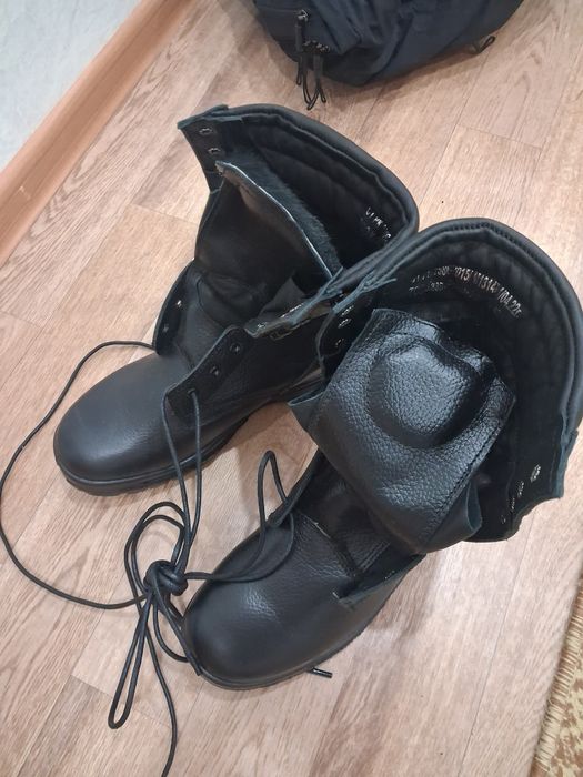 Продам берцы зимние