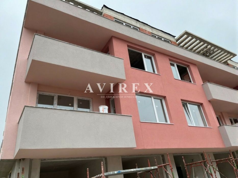 Оферта 03192 - Двустаен апартамент за продажба в кв. Остромила