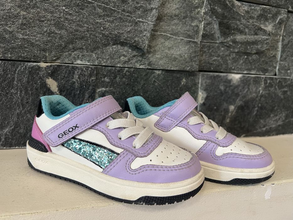 Маратонки за момиче