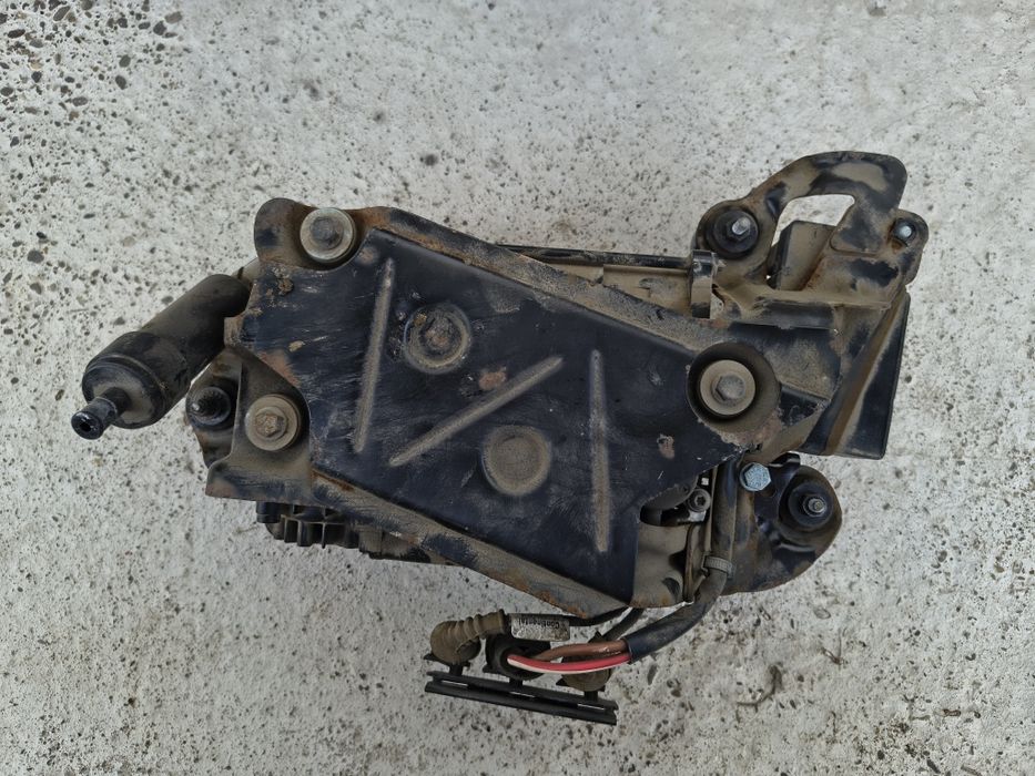 compresor perne aer 3d0616005k pentru vw phaeton