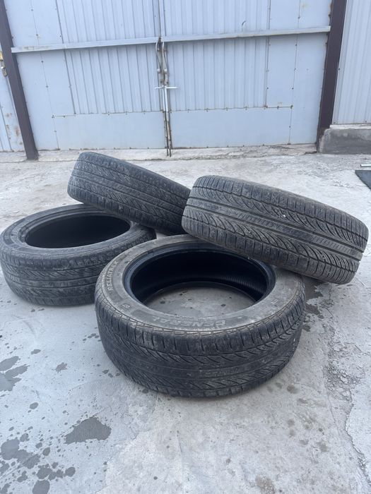 Шины летние 215/55/17