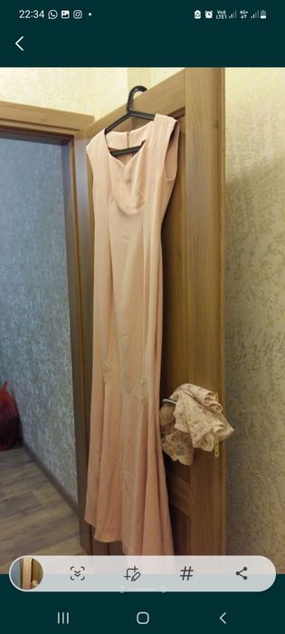 Вечернее платье в отличном состоянии