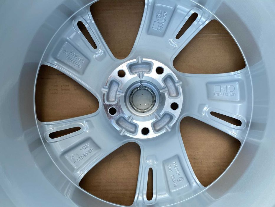 Jante noi R17 inch originale Renault Megane Talisman Kadjar Duster