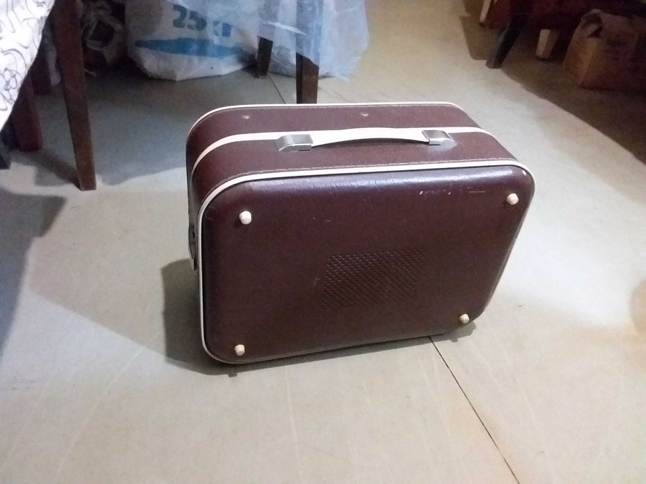 Проигрыватель винила Молодежный