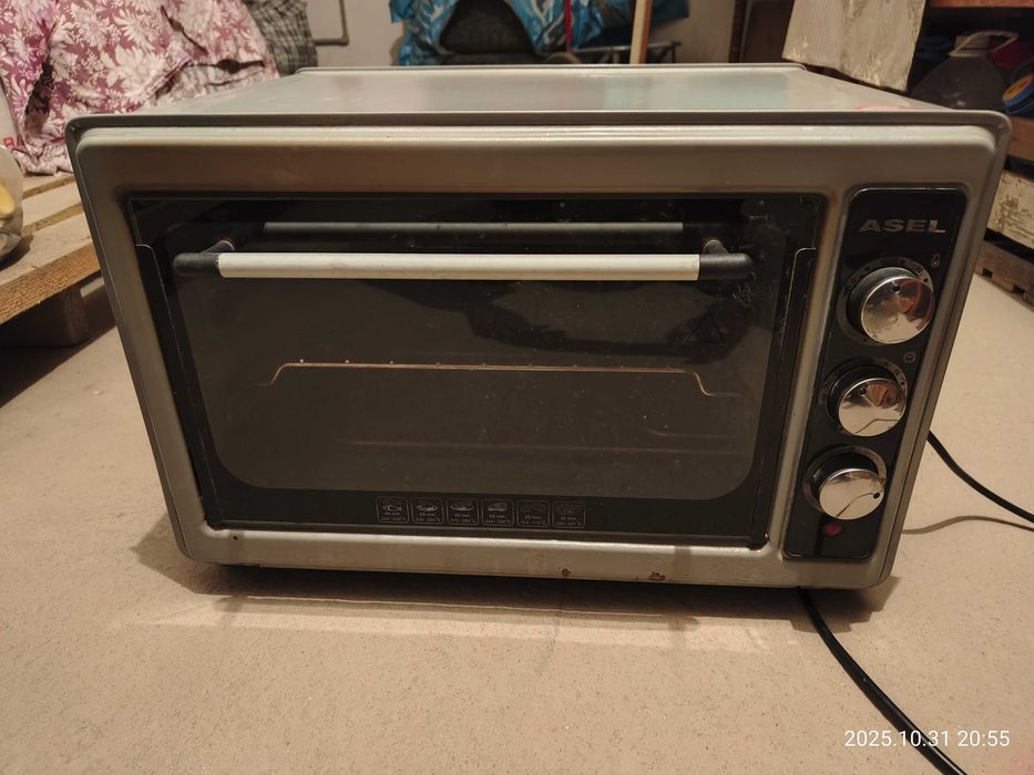 Духовка продается