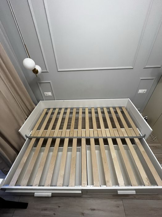 Кровать Ikea Бримнес