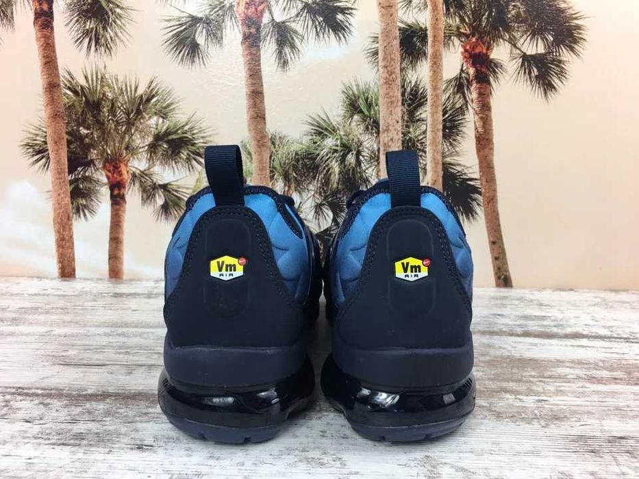Обувки NIKE / VaporMax PLUS Blue + КУТИЯ
